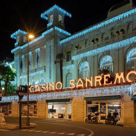 Casa Sanremo Tiziano Parking Gratis Spiaggia 15 Minuti A Piedi Exterior foto